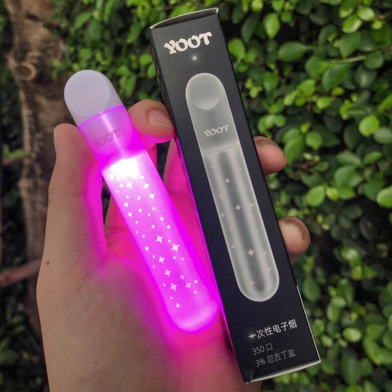 YOOT Glow Disposable Vape 